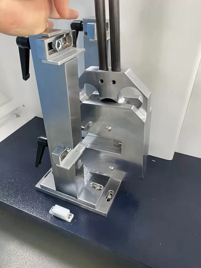 Charpy & Izod Impact Tester